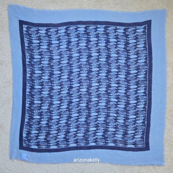 Carolina Amato Wool Silk Square Lightweight Feather Scarf Bird - Picture 2 of 13